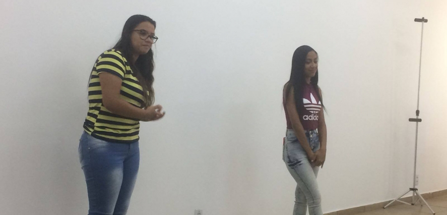 Sábado começou nosso Teatro Experimental! A primeira aula foi maravilhosa e nós estamos muito empolgados com nosso projeto! 