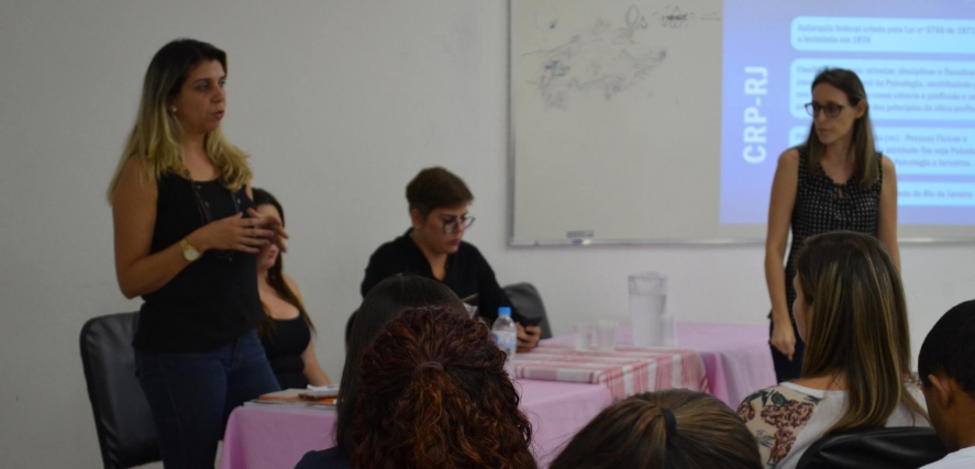 Conselho Regional de Psicologia realiza palestra na FaSF