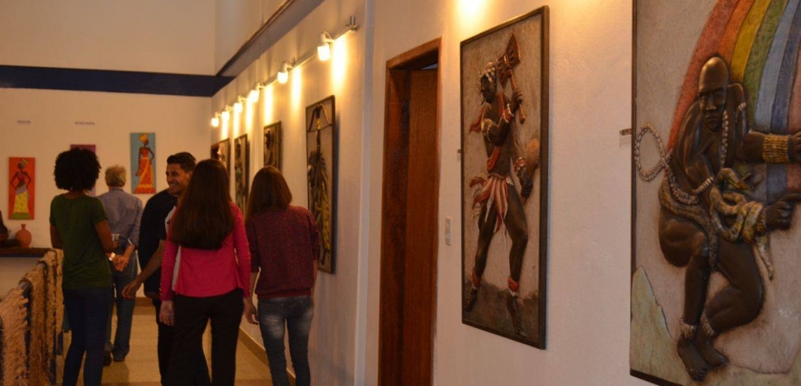 Galeria de Arte FASF traz exposição homenageando a Cultura Afro-brasileira